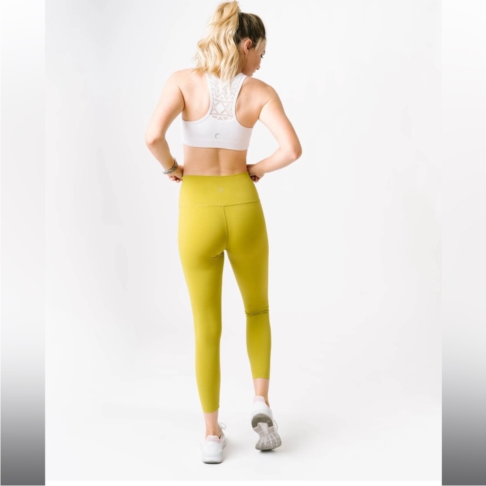 Zyia Limited Edition Pistachio Luxe 7/8 24" Leggings sz 6-8 - Picture 2 of 7